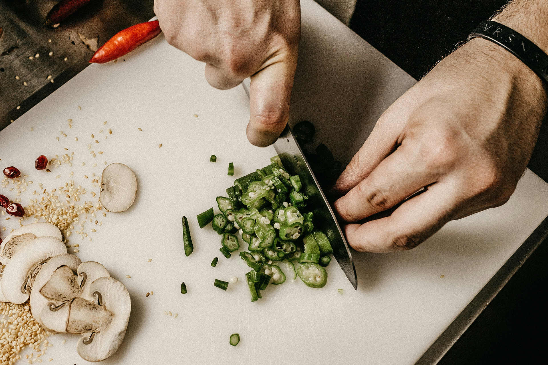 Quelle vinaigrette accompagner pour sublimer votre salade au foie gras ?